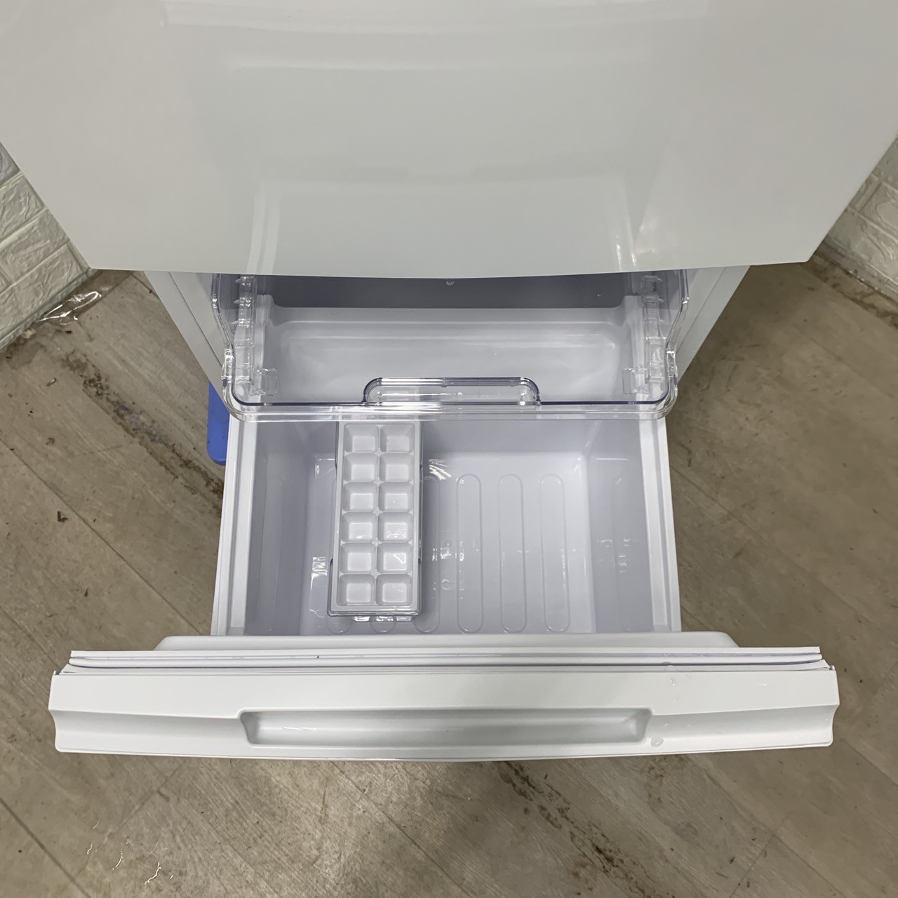 シャープ SJ-D15HJ-W 2022年製 152L 冷蔵庫 美品【全国発送対応】