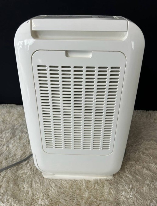 HITACHI 日立 除湿機 HJS-D562 ホワイト 2019年製