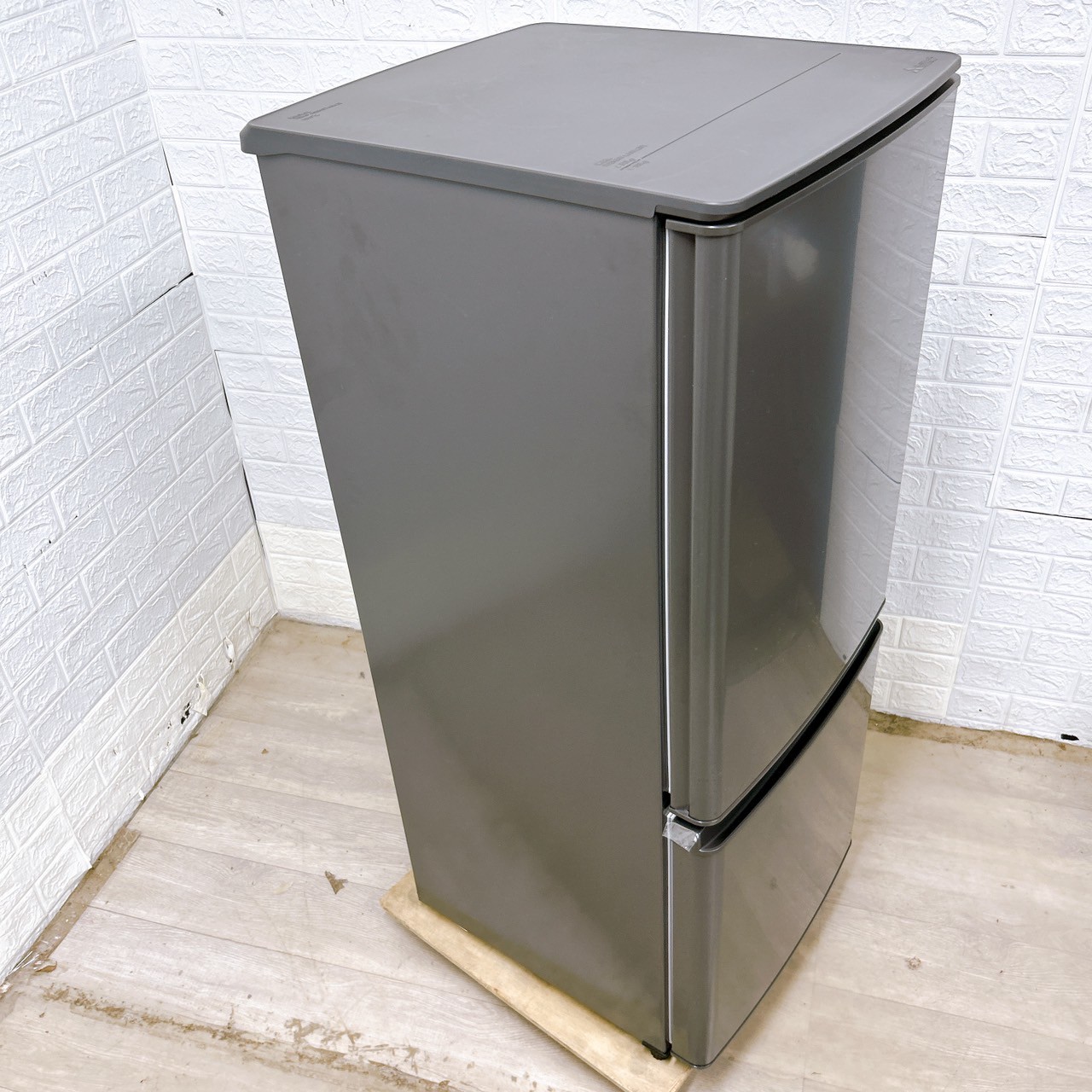 ミツビシ MR-P15J-H 2024年製 146L 冷蔵庫 美品【全国発送対応】