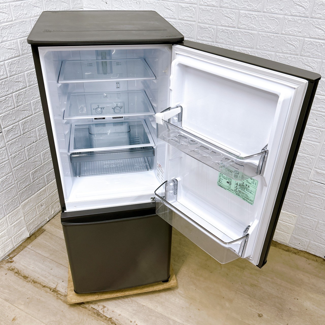 ほぼ未使用　2024年製 三菱電機冷蔵庫 MR-P15J-W 146L 三菱電機 MR-P15J-W [マットホワイト] 価格比較 - 価格.com