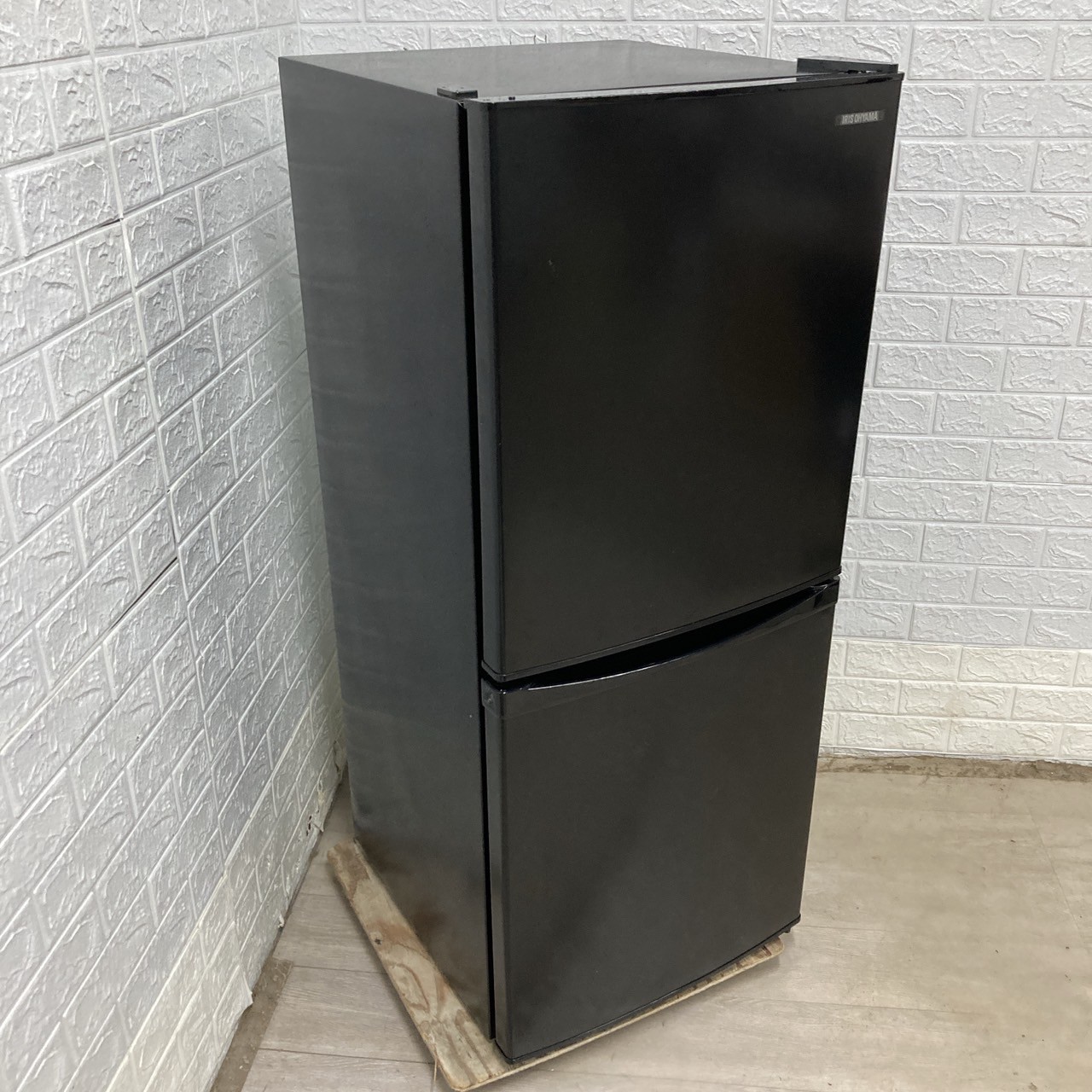 アイリスオーヤマ IRSD-14A-B 2023年製 142L 冷蔵庫 美品【全国発送対応】