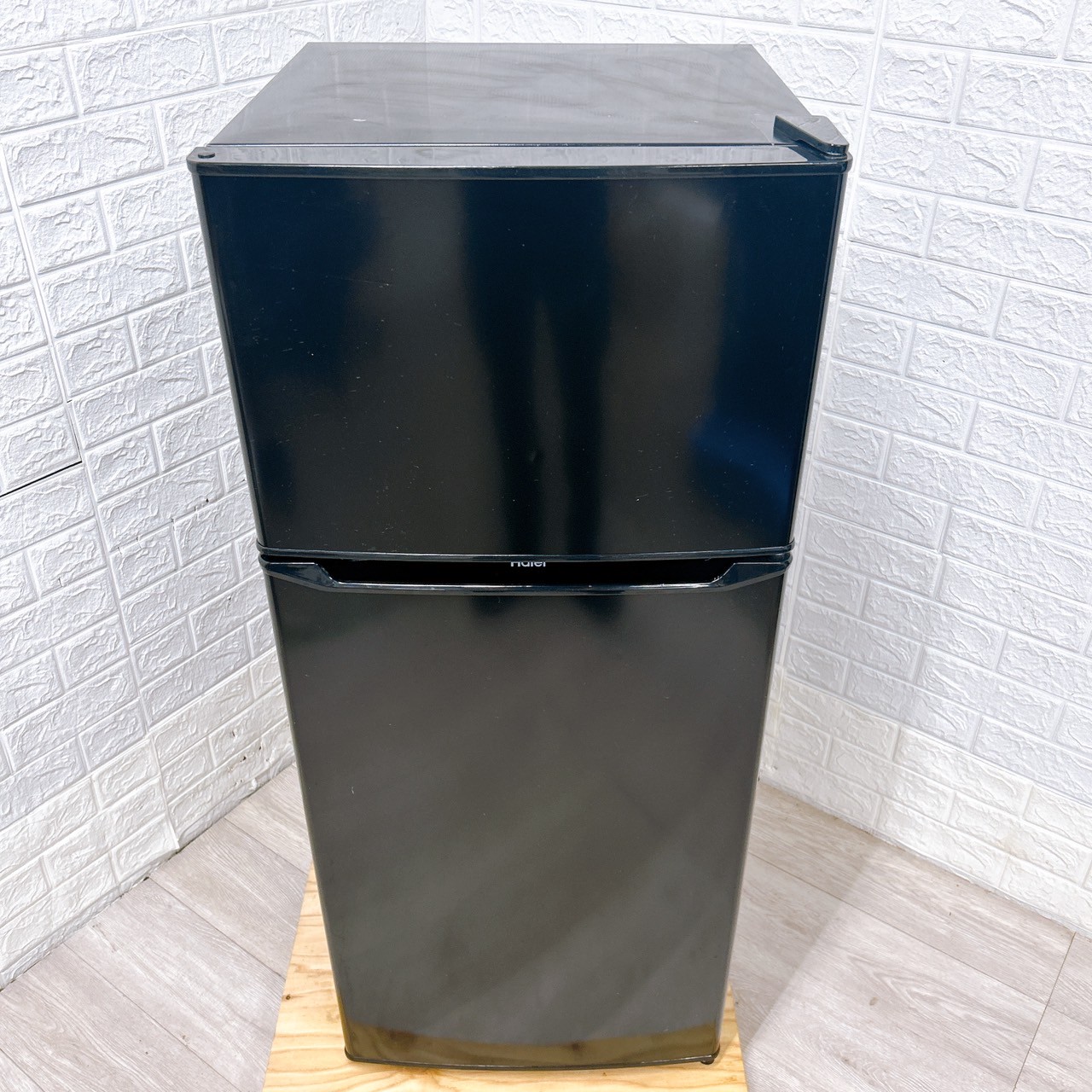 【2023年製】ハイアール ノンフロン冷蔵庫　130L Haier ハイアール ノンフロン冷凍冷蔵庫 JR-N130C 動作確認済み