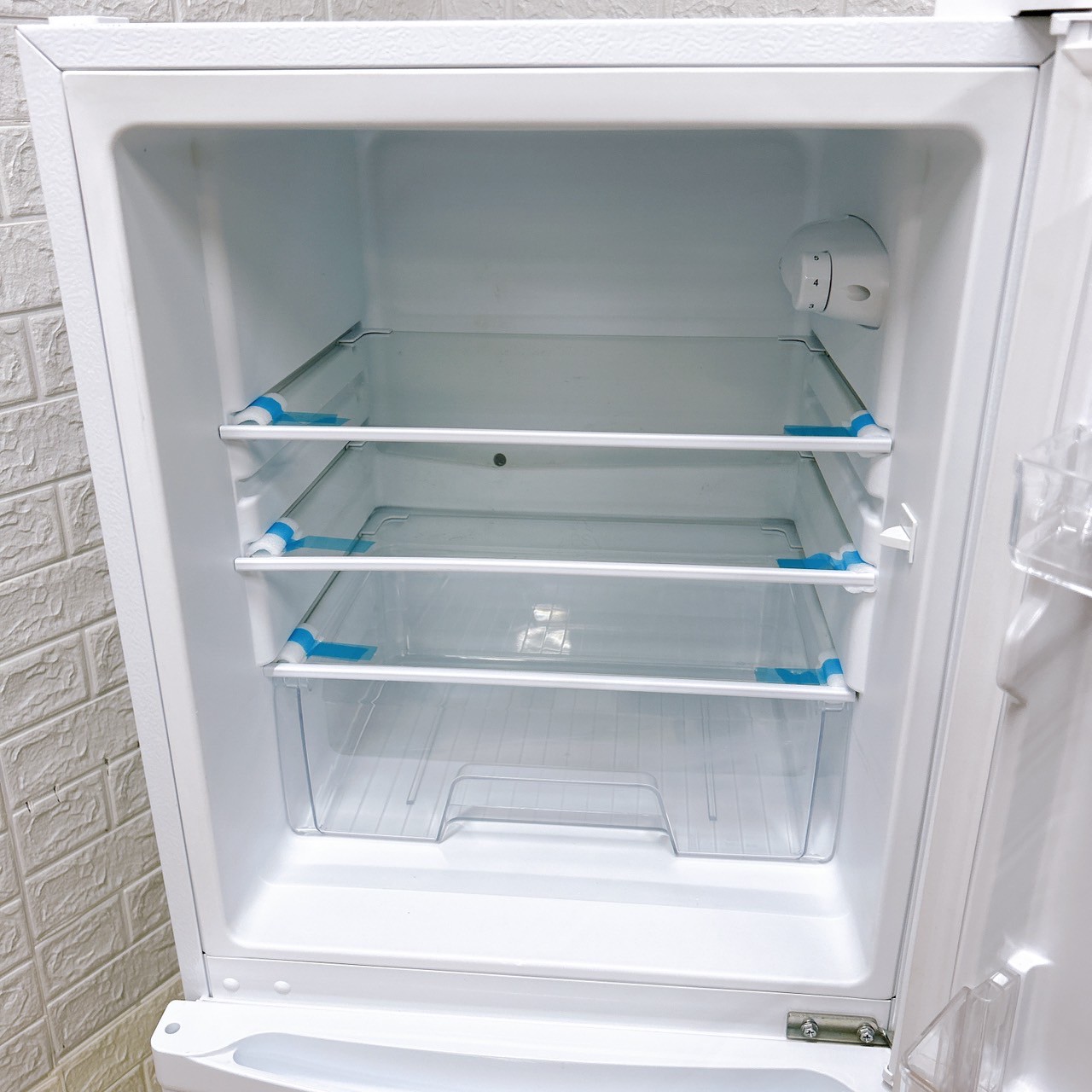 アイリスオーヤマー 142L 冷蔵庫 一人暮らし単身用 B08093