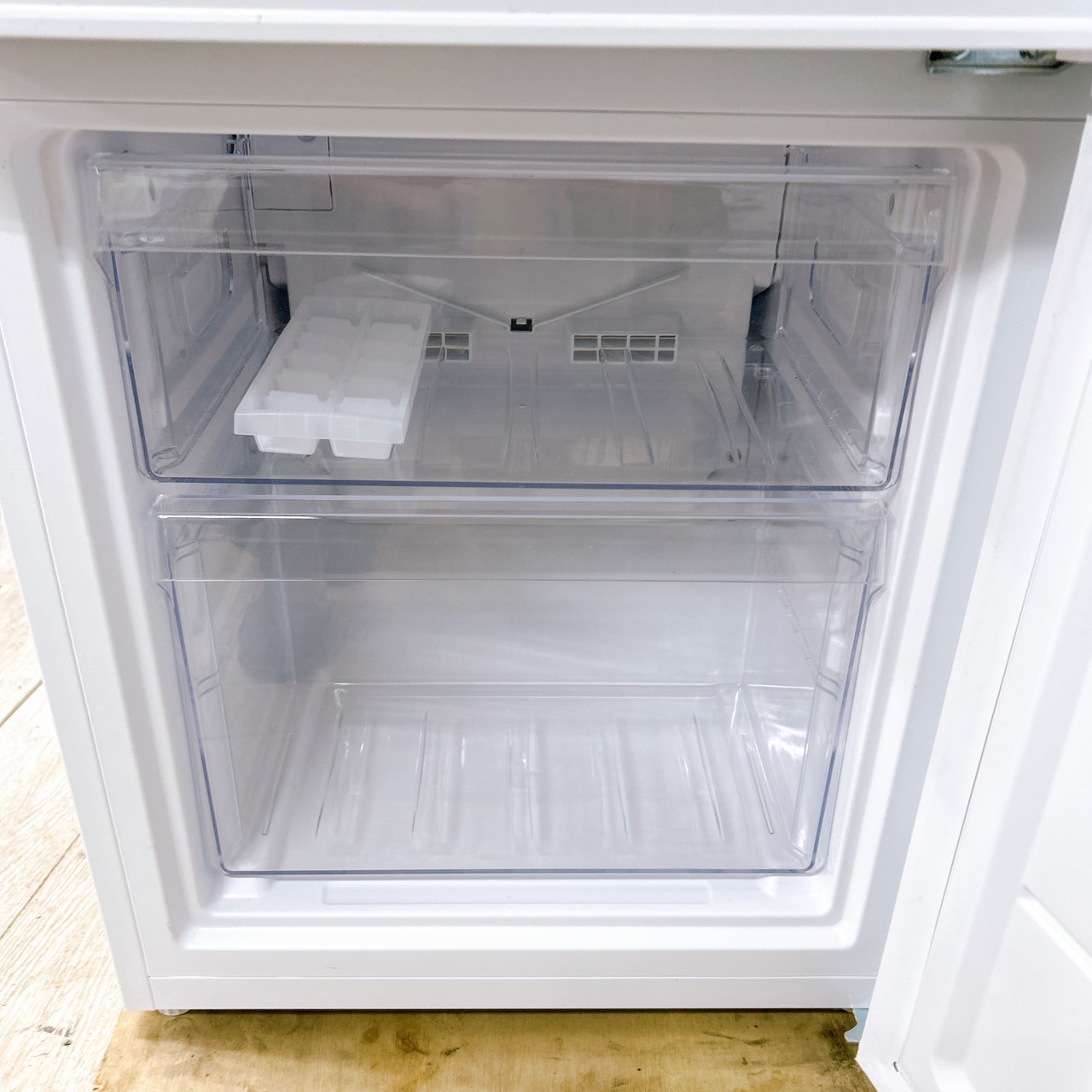 B092113 ニトリ 140L 冷蔵庫 一人暮らし 小型 ニトリ NTR-140WH