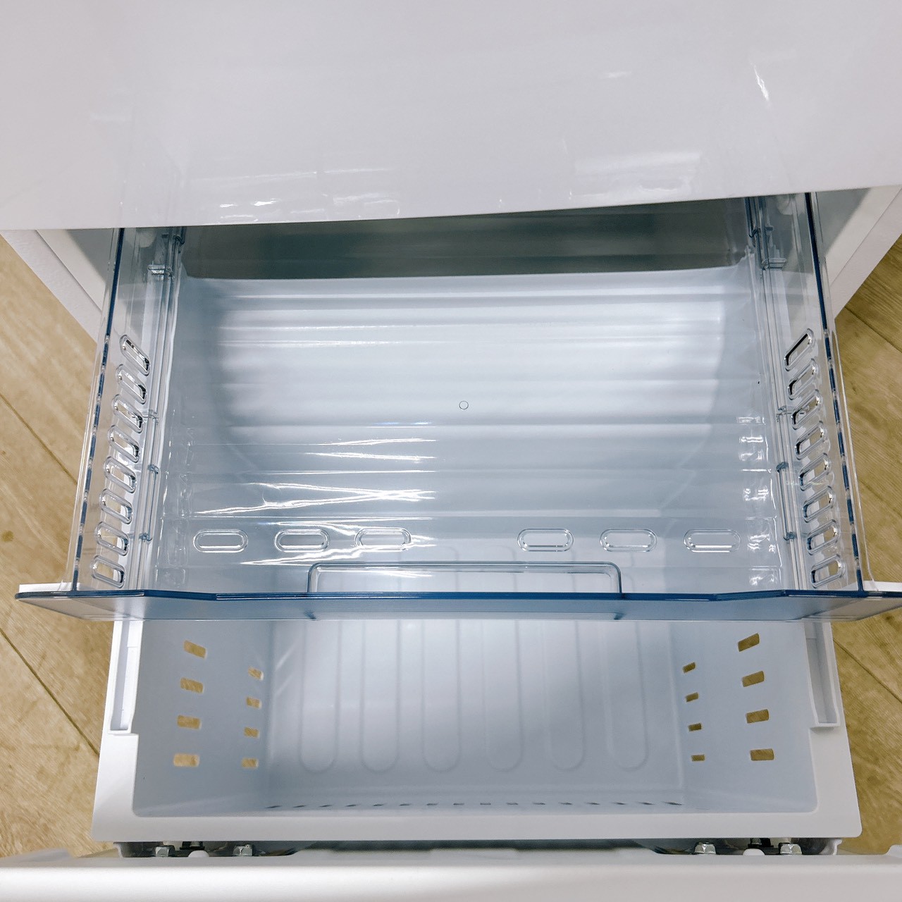 ヤマダ YRZ-F15MW 一人暮らし単身用冷蔵庫 159L K100317