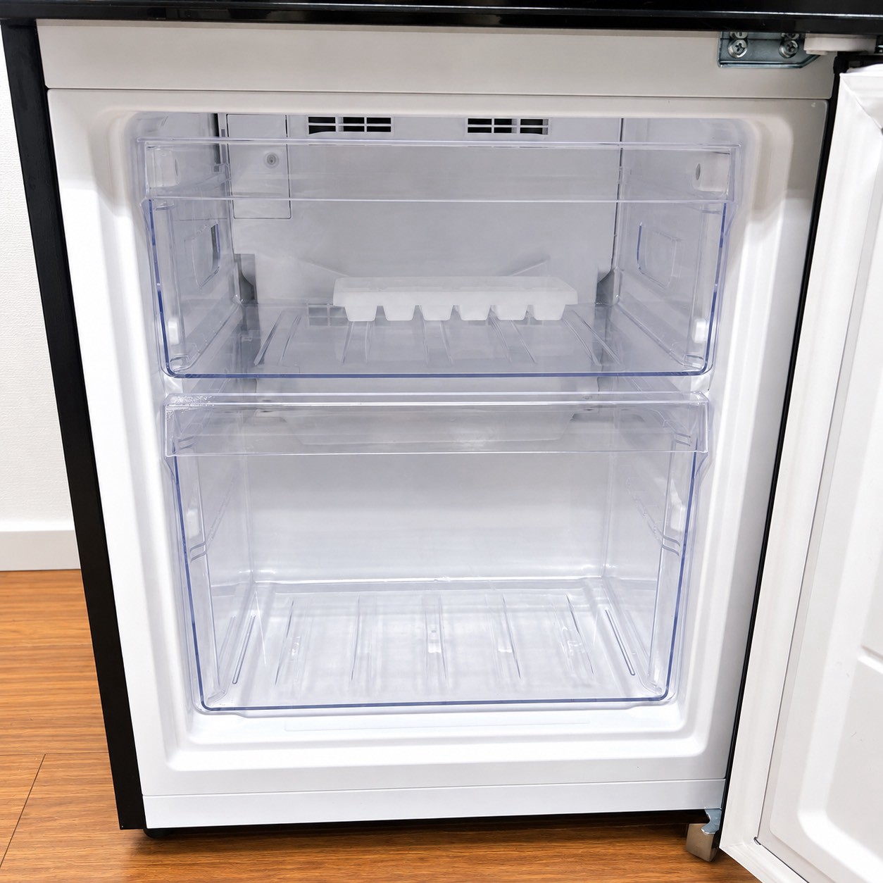 ニトリ NTR-140BK 冷蔵庫 140L EMWQX7T