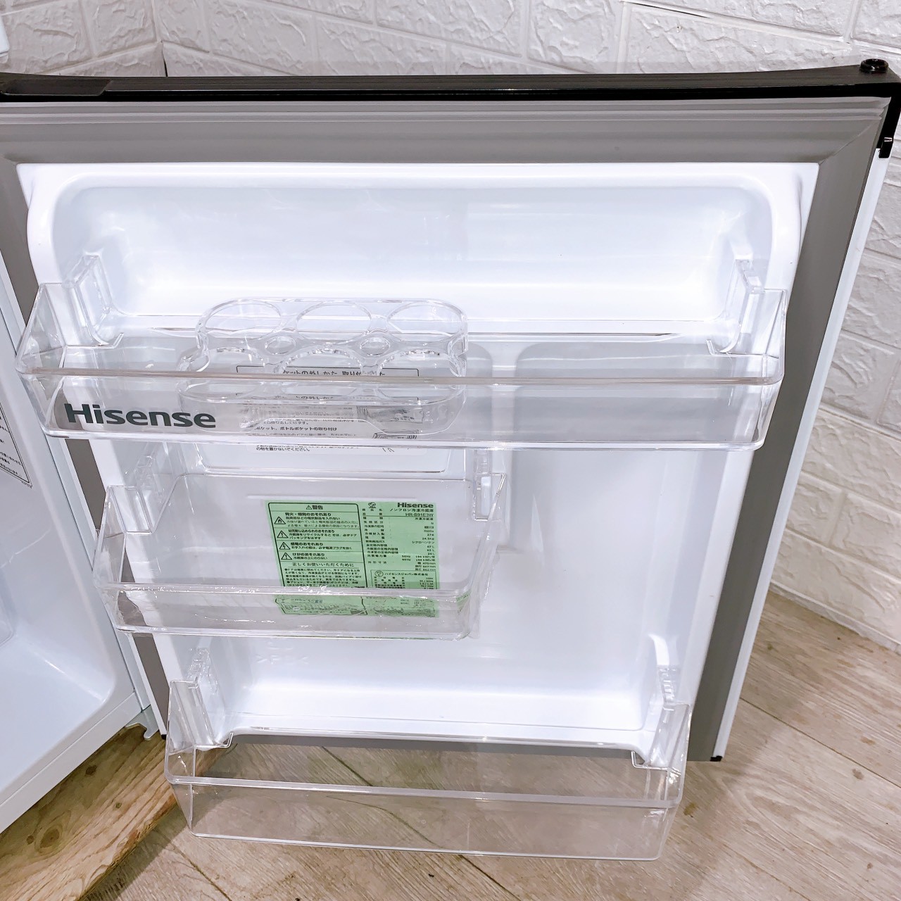 ハイセンス HR-B91E3W 一人暮らし単身用冷蔵庫 87L COT10132