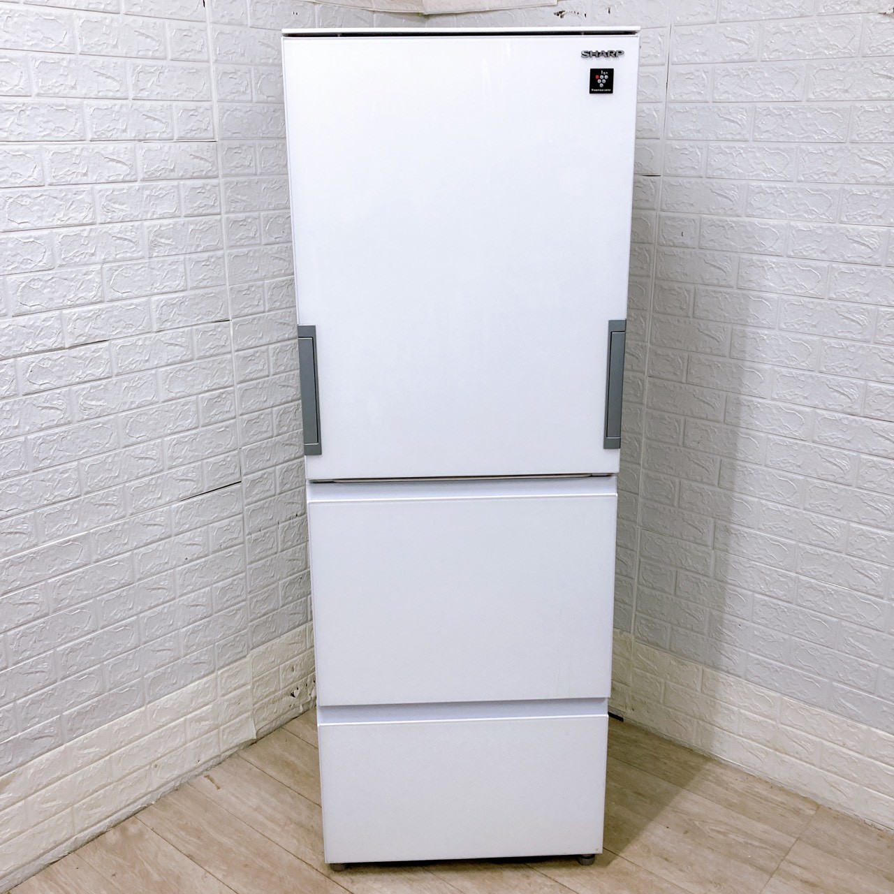 愛知岐阜/送料無料★美品★シャープ　350L冷蔵庫 SJ-GW35H-W　22年 愛知岐阜/送料無料☆美品☆シャープ 350L冷蔵庫 SJ-GW35H-W 22年