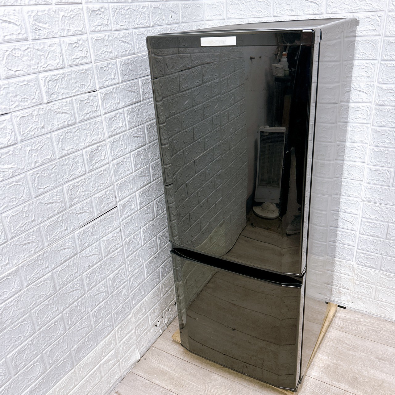 三菱 冷蔵庫 2ドア MR-P15Z-B 146L　一人暮らしに最適！ Amazon.co.jp: 三菱 146L 2ドア ノンフロン冷蔵庫 MR-P15Z-S