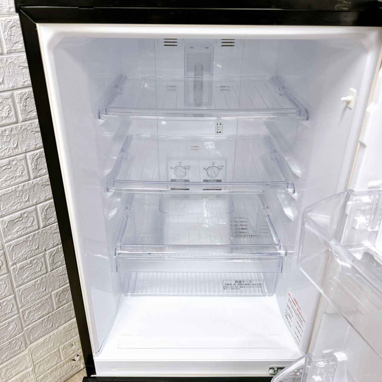 三菱 MR-P15Z-B 一人暮らし単身用冷蔵庫 146L OE10201