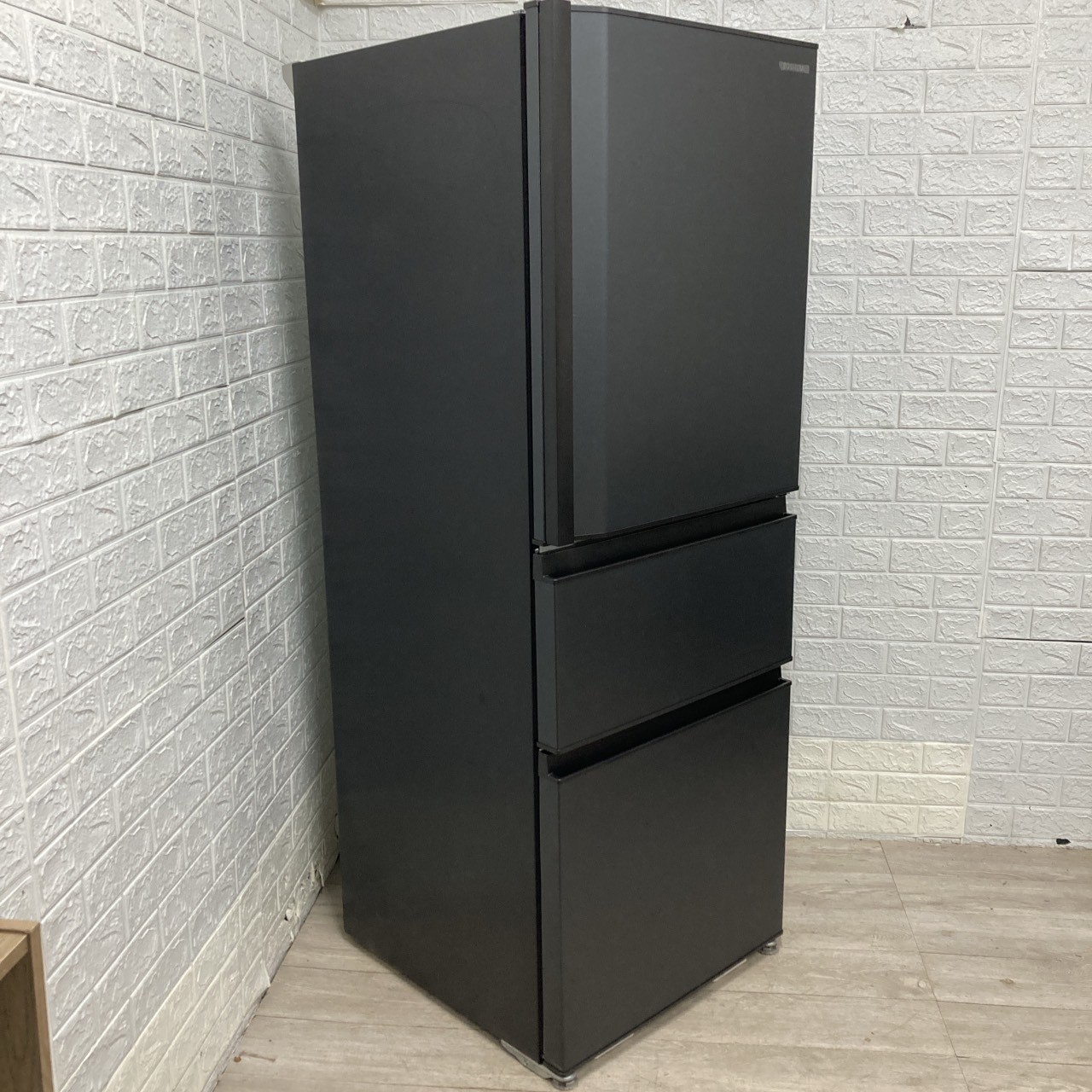 トウシバ GR-W33SC(KZ) 一人暮らし単身用冷蔵庫 326L OE11064