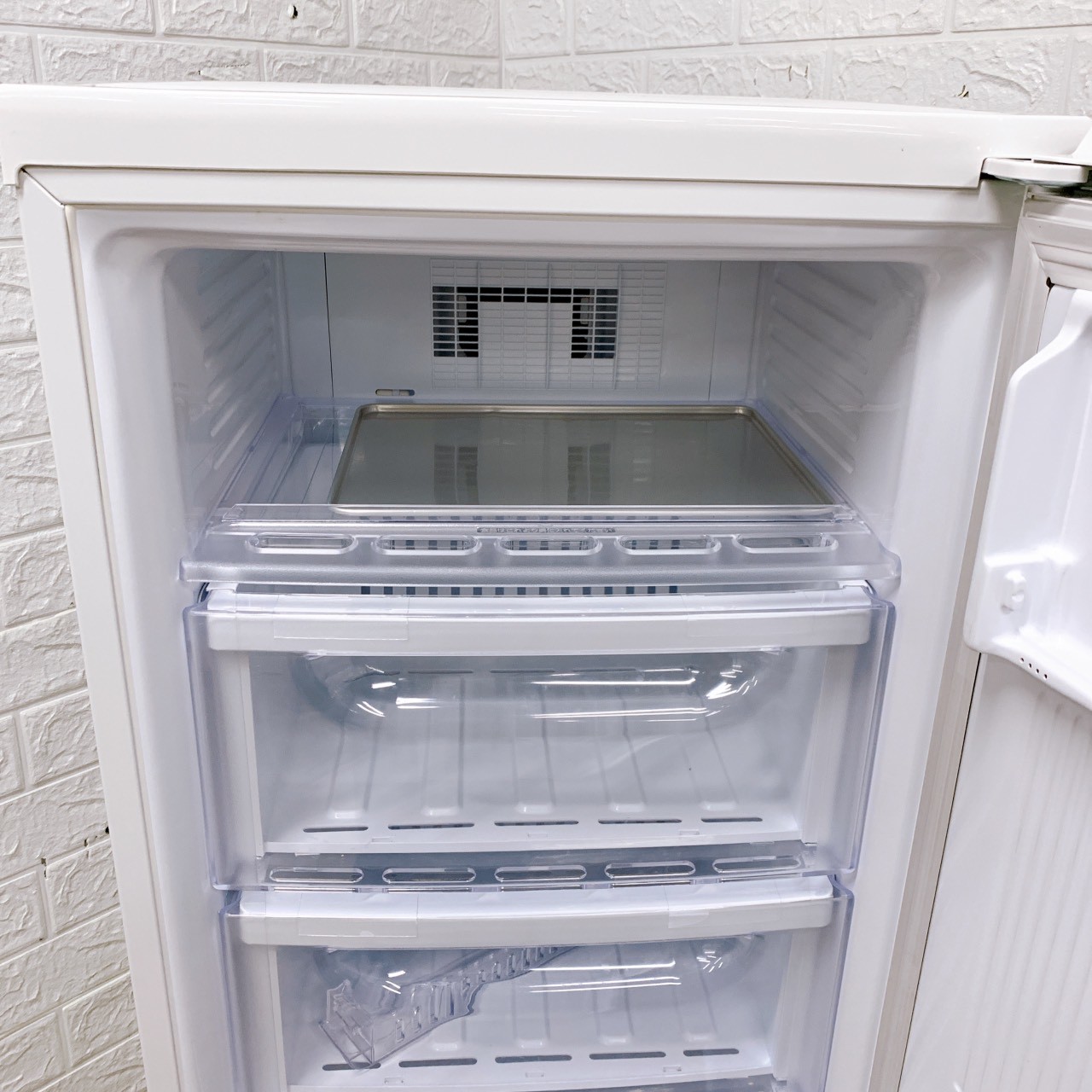 ミツビシ MF-U12G-W形 一人暮らし単身用冷凍庫 121L B11151