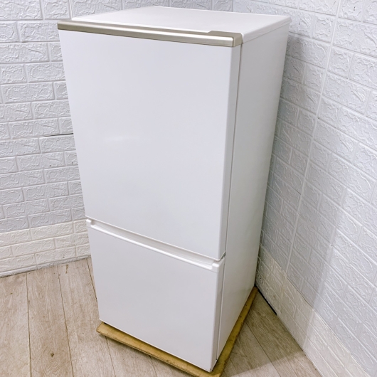 アクア AQRｰ17JBK(W) 一人暮らし単身用冷蔵庫 168L CKR11047