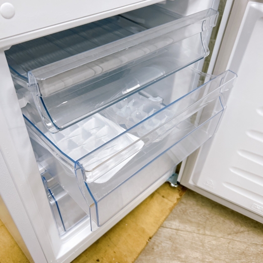 ハイセンス HR-D1701W 一人暮らし単身用冷蔵庫 175L B12111