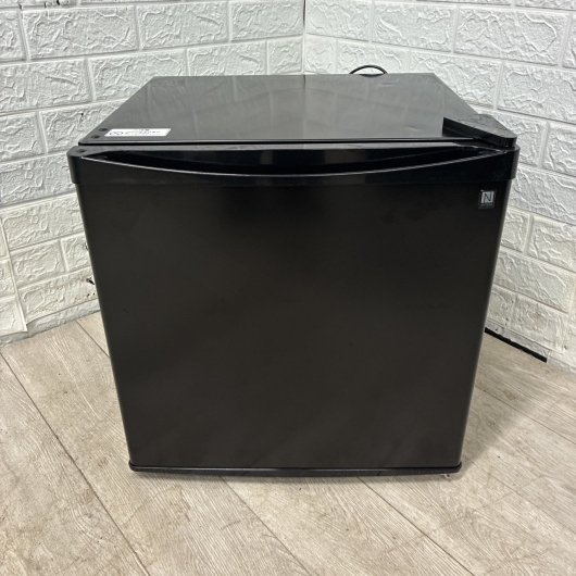 ニトリ BR2C02 BK 一人暮らし単身用冷蔵庫 45L B08021