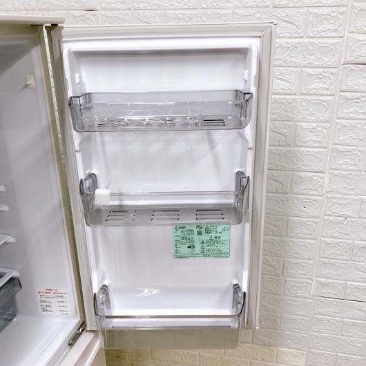 ミツビシ MR-P17H-W 一人暮らし単身用冷蔵庫 168L TH06288