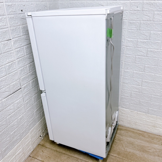 シャープ SJ-D15J-W 一人暮らし単身用冷蔵庫 152L OE022115