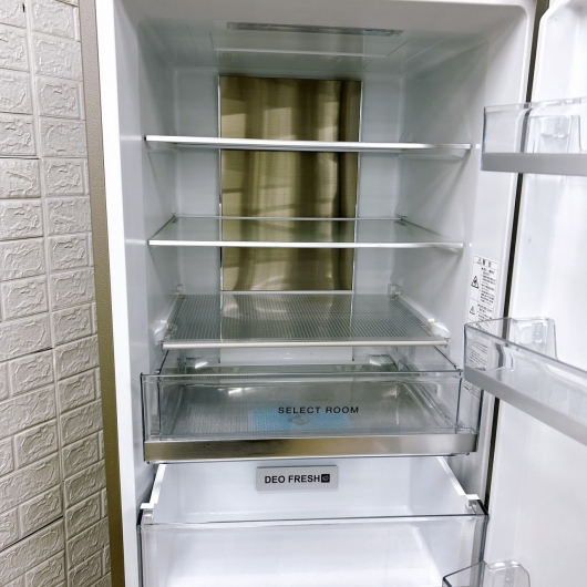 アクア AQR-VD32F 一人暮らし単身用冷蔵庫 324L B01133