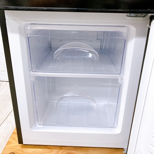 ニトリ NTR-106BK  一人暮らし単身用冷蔵庫 106L MKT09242
