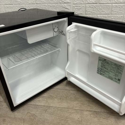 ニトリ BR2C02 BK 一人暮らし単身用冷蔵庫 45L B08021