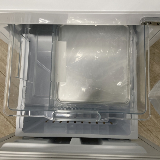 ハイセンス AT-RF150-WH 一人暮らし単身用冷蔵庫 154L OE110824