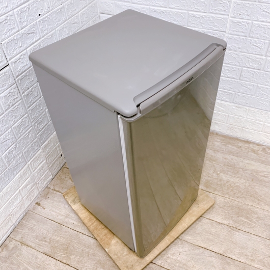 アクア AQR-8K(S) 一人暮らし単身用冷蔵庫 75L OE011513