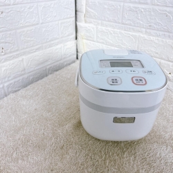 シャープ KS-C5K-W 一人暮らし 炊飯器 ３合炊き MKT10101