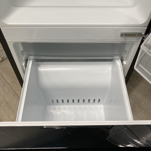 ワールプールジャパン YRZ- F15J 一人暮らし単身用冷蔵庫 156L MKT1107131