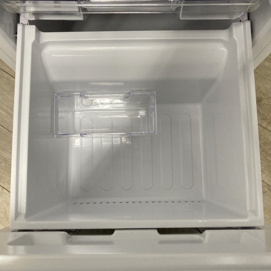 シャープ SJ-GD15P-W 一人暮らし単身用冷蔵庫 152L B11222