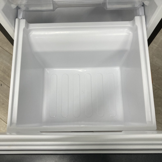 シャープ SJ-D15J-H 一人暮らし単身用冷蔵庫 152L MKT102411