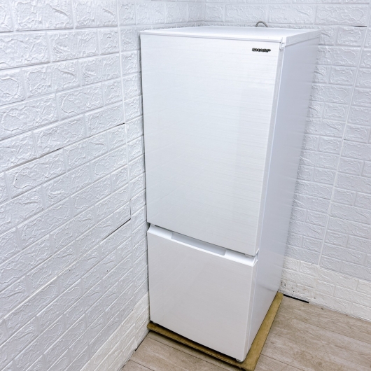シャープ SJ-D18G-W 一人暮らし単身用冷蔵庫179L B111411