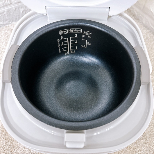 シャープ KS-C5K-W 一人暮らし 炊飯器 ３合炊き MKT10101