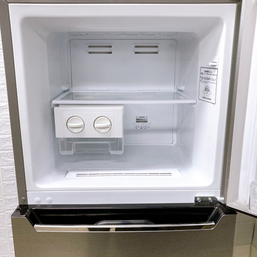 ハイセンス HR-B2302 一人暮らし単身用冷蔵庫 227L K083013