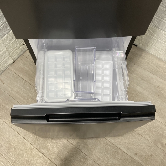 シャープ SJ-D15J-H 一人暮らし単身用冷蔵庫 152L B10252