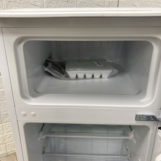 ハイセンス HR-B95A 一人暮らし単身用冷蔵庫 93L K10222