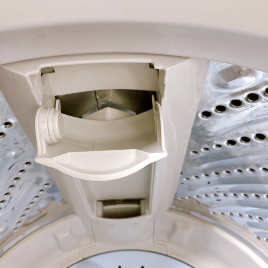 ハイセンス  HW-55E2W  一人暮らし単身用洗濯機 5.5kg TH083011