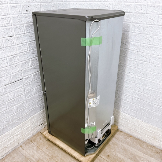 ミツビシ MR-P15H-H 一人暮らし単身用冷蔵庫 146L B011315