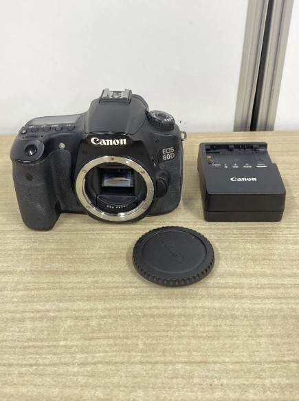 【全国発送対応】デジタル一眼レフカメラ Canon EOS 60D