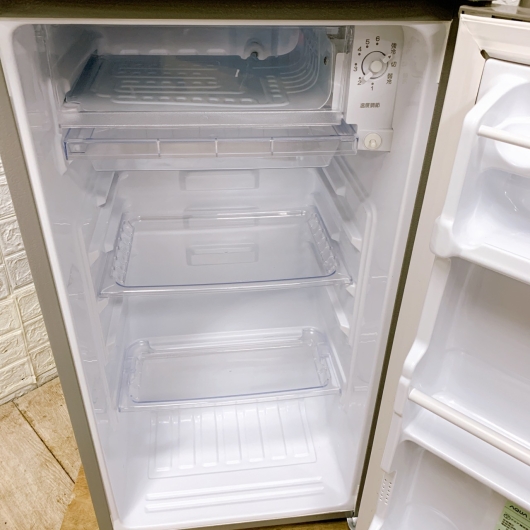 アクア AQR-8K(S) 一人暮らし単身用冷蔵庫 75L OE011513