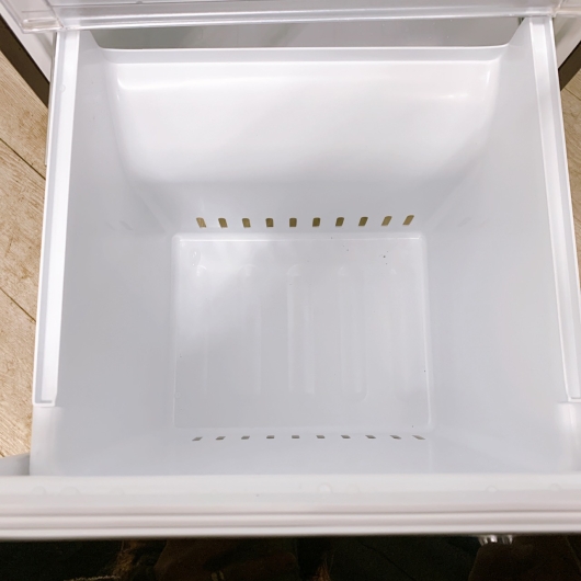 ワールプールジャパン YRZ-F15J 一人暮らし単身用冷蔵庫 156L B12022