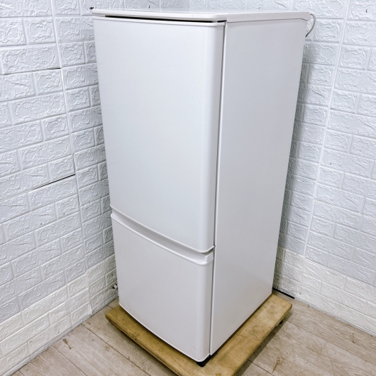 ミツビシ MR-P15F-W 一人暮らし単身用冷蔵庫 146L OE122116