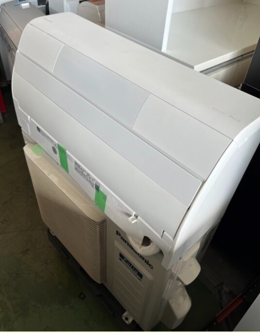 Panasonic パナソニック 4.0kw ルームエアコン CS-XS402D-W 2022年製