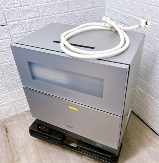 Panasonic パナソニック NP-TZ300-S 電気食器洗い乾燥機 2020年製 食洗機