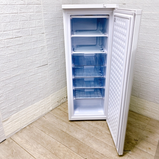 アイリスオーヤマ IUSD-18A-W 一人暮らし単身用冷凍庫 175L B110118