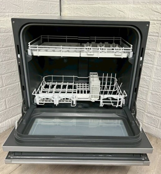 Panasonic パナソニック NP-TZ300-S 電気食器洗い乾燥機 2023年製 シルバー