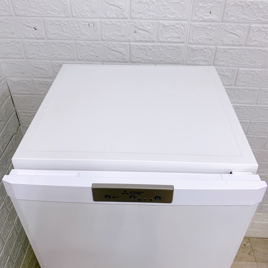 ミツビシ MF-U12K-W 一人暮らし単身用冷凍庫 121L K12077