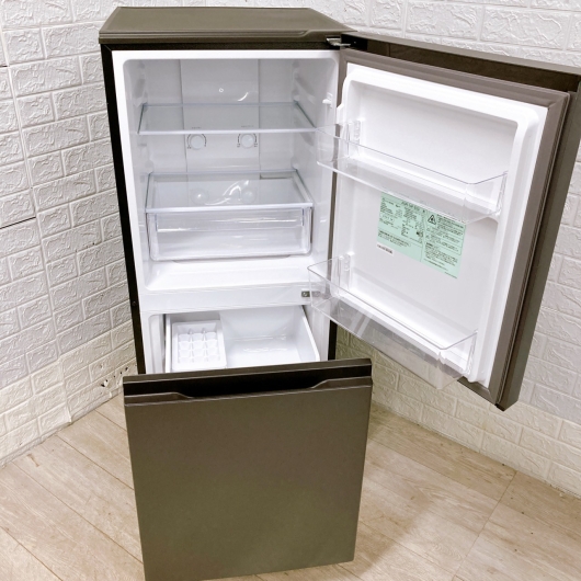 アクア AQR-14P 一人暮らし単身用冷蔵庫 135L OE110828