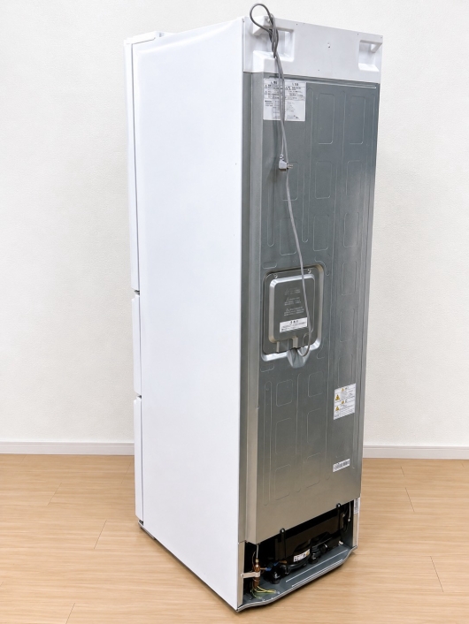ヤマダ YRZ-F32MW 大型冷蔵庫 319L EM3E27Y