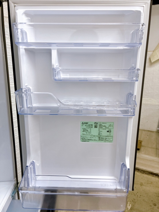 ミツビシ 三菱 MRｰCX30JｰH 一人暮らし単身用冷蔵庫 300L K11249