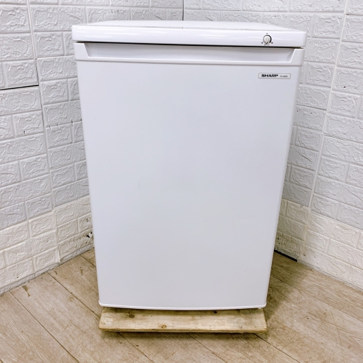 シャープ FJ-HS9X-W 一人暮らし単身用冷凍庫 86L TO1051